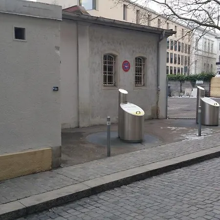 Charming In The Historical Town - Uz 14 * زيورخ