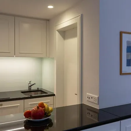 Charming In The Historical Town - Uz 14